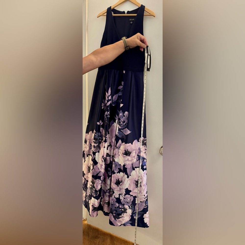 Floral gown in Navy and Lavender - Picture 13 of 13